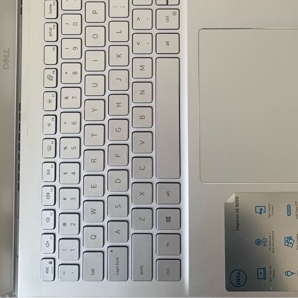 Dell Inspiron 15 5000 2020